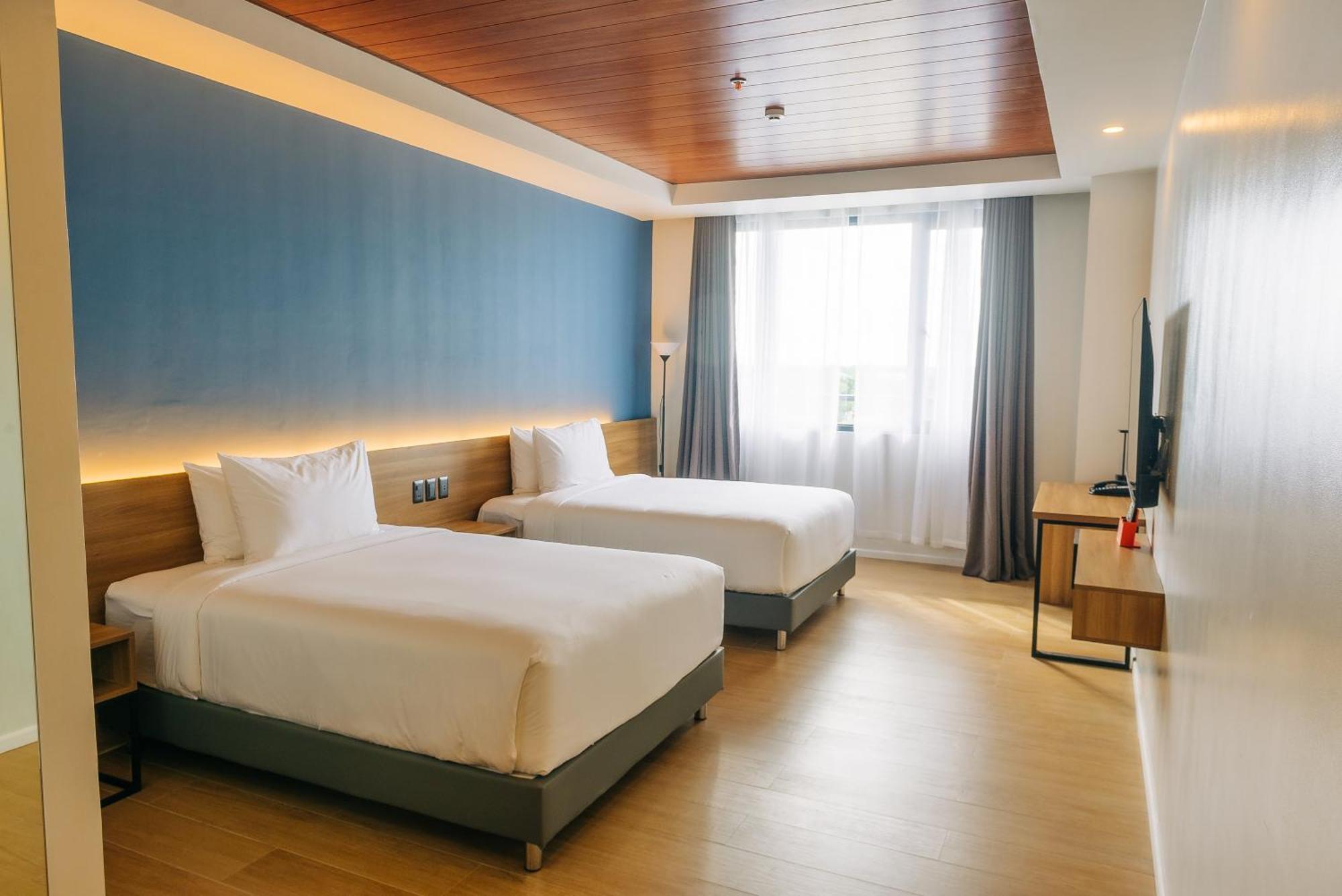 Levo Hotel Urdaneta Екстериор снимка