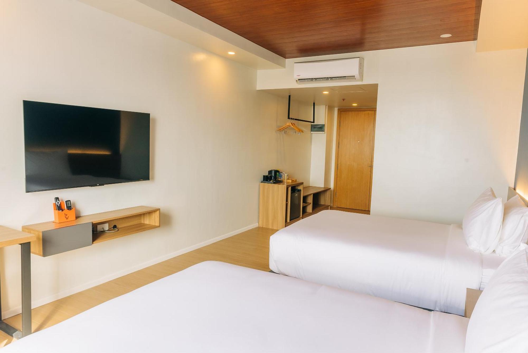 Levo Hotel Urdaneta Екстериор снимка